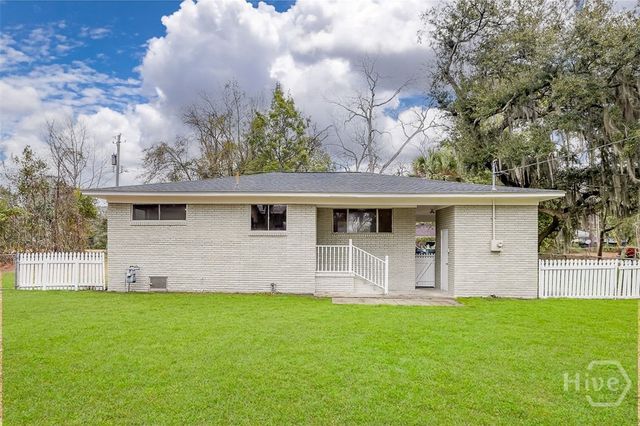 2105 Saint Johns Ave, Savannah, GA 31404