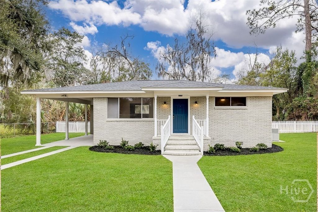 2105 Saint Johns Ave, Savannah, GA 31404