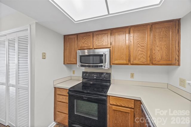 2920 Iron Gate Lane, Charlotte, NC 28212