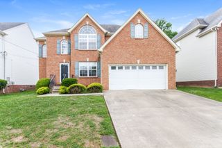 2116 Camille Dr, Antioch, TN 37013