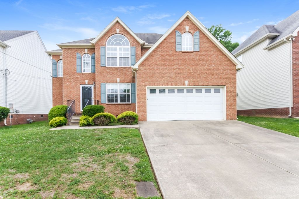 2116 Camille Dr, Antioch, TN 37013