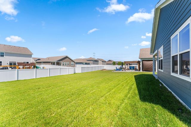 7656 W 105th Place, Crown Point, IN 46307