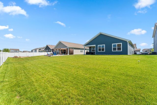 7656 W 105th Place, Crown Point, IN 46307