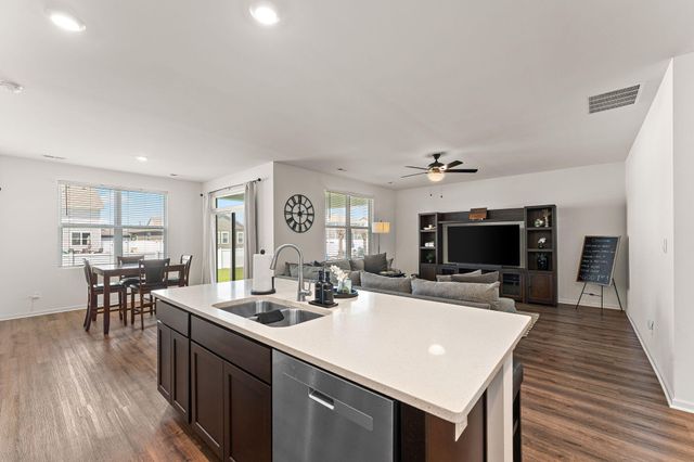 7656 W 105th Place, Crown Point, IN 46307