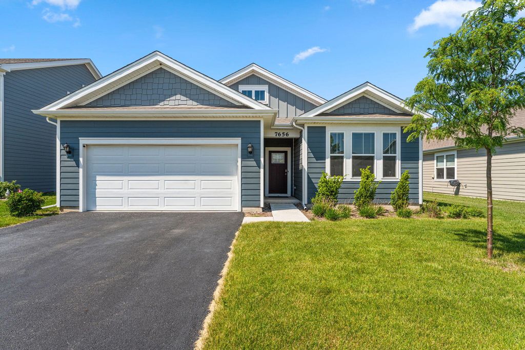 7656 W 105th Place, Crown Point, IN 46307