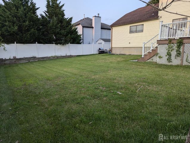 4 La Valencia Road, Old Bridge, NJ 08857
