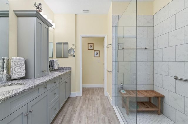 132 51ST STREET CIRCLE E, Palmetto, FL 34221