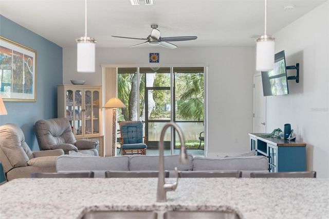 132 51ST STREET CIRCLE E, Palmetto, FL 34221