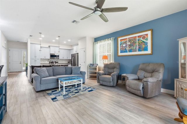 132 51ST STREET CIRCLE E, Palmetto, FL 34221