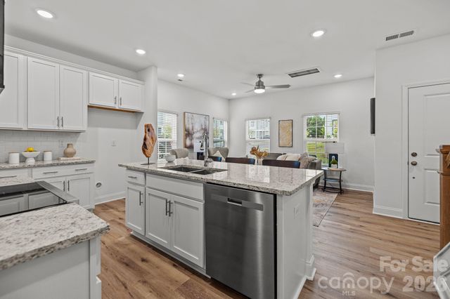 5016 Cherry Gum Court 46, Matthews, NC 28105