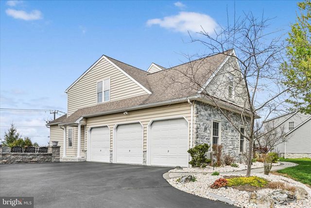 37 VIOLETS PATH, Elizabethtown, PA 17022