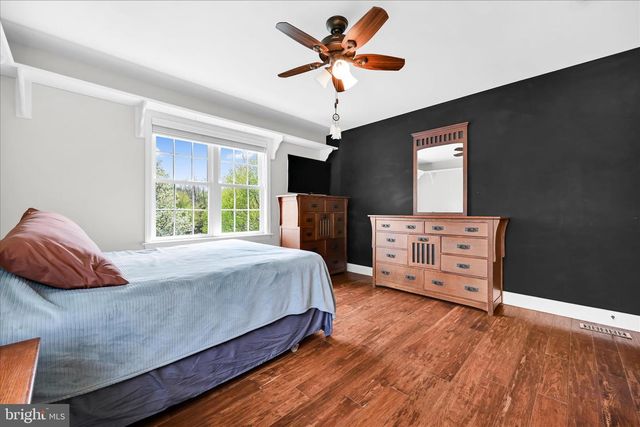 37 VIOLETS PATH, Elizabethtown, PA 17022