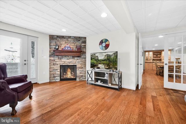 37 VIOLETS PATH, Elizabethtown, PA 17022