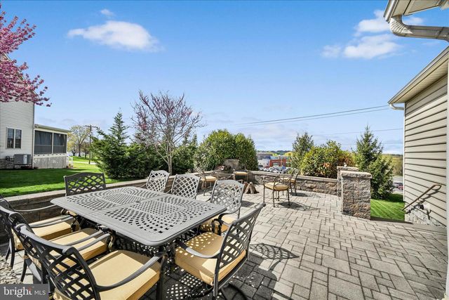 37 VIOLETS PATH, Elizabethtown, PA 17022