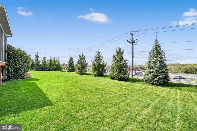 37 VIOLETS PATH, Elizabethtown, PA 17022