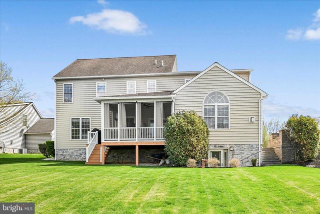 37 VIOLETS PATH, Elizabethtown, PA 17022