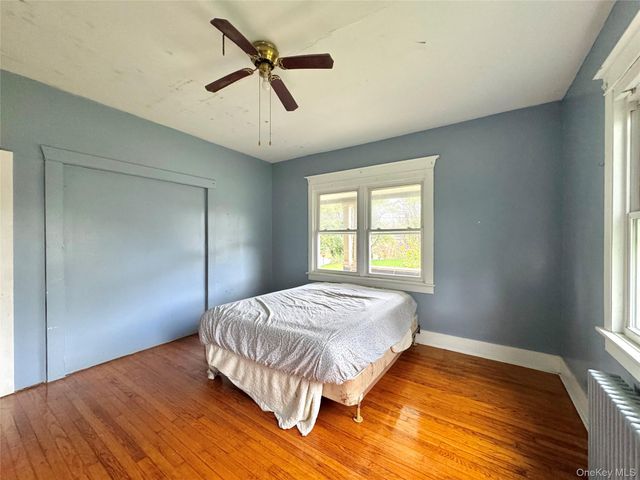 8 Forest Hills Avenue, Catskill, NY 12414