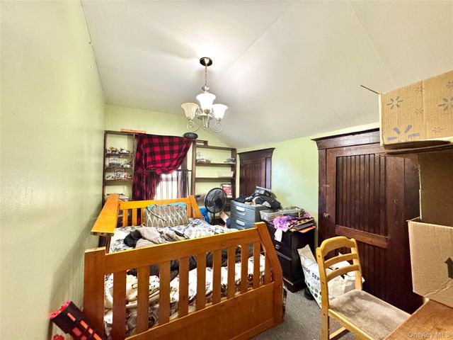 8 Forest Hills Avenue, Catskill, NY 12414