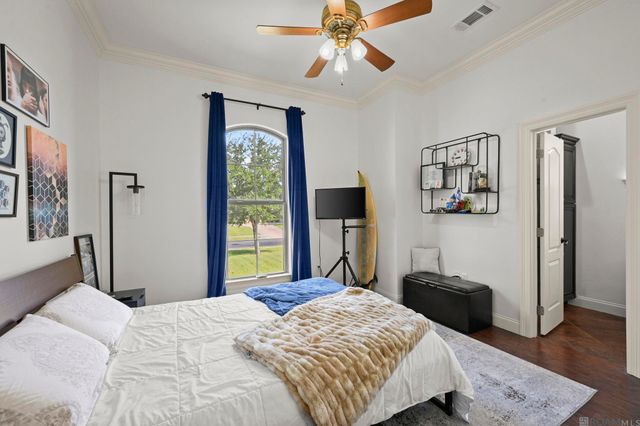 6447 Coushatta Dr, Gonzales, LA 70737