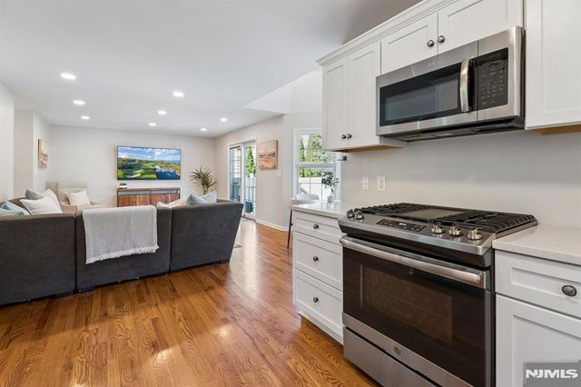 7 Holly Court, Bloomfield, NJ 07003