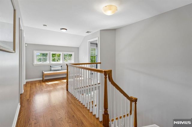 7 Holly Court, Bloomfield, NJ 07003