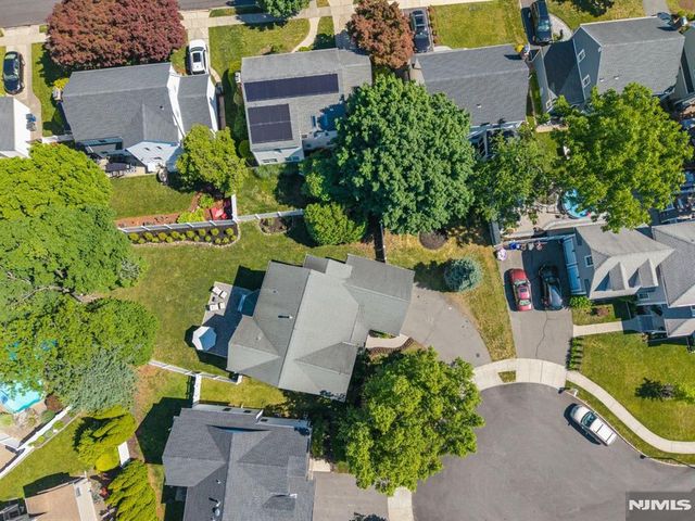 7 Holly Court, Bloomfield, NJ 07003