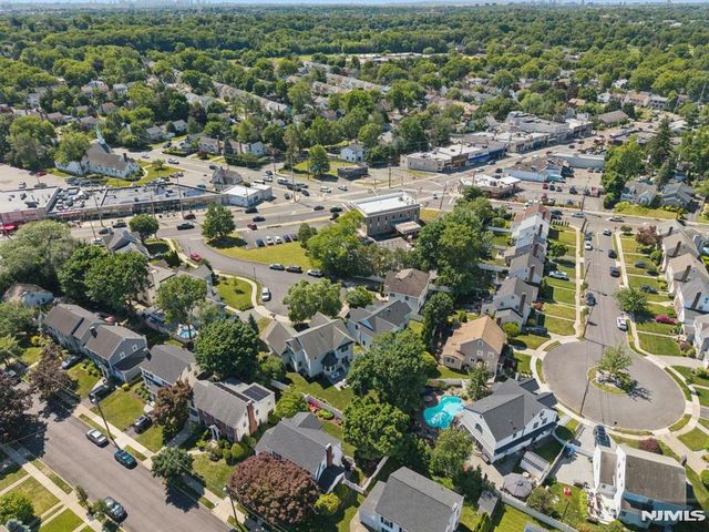 7 Holly Court, Bloomfield, NJ 07003
