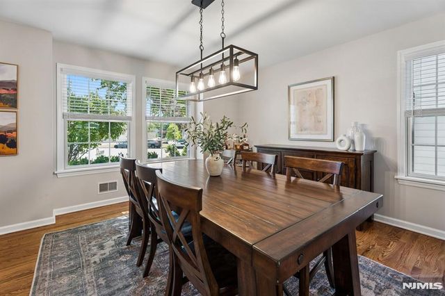 7 Holly Court, Bloomfield, NJ 07003