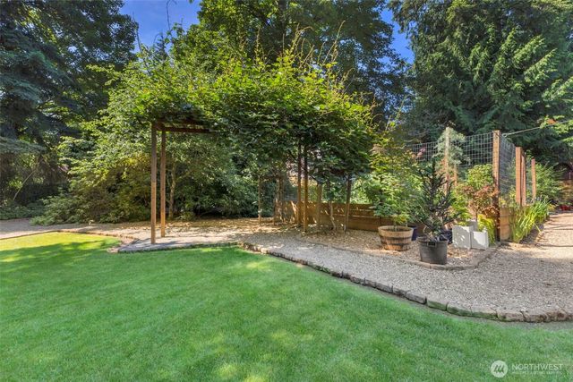 28210 187th Avenue SE, Kent, WA 98042