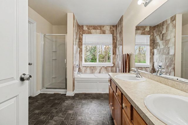 35526 Abbey Drive, Romulus, MI 48174