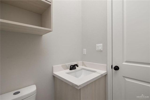 3001 S Livingston Street, Edinburg, TX 78542