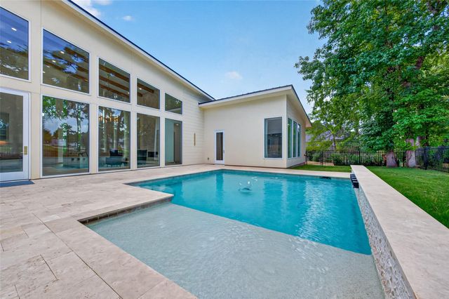 1167 Bentwater Drive, Montgomery, TX 77356