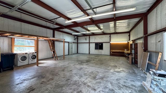 241 W Doris Dr, Kerrville, TX 78028