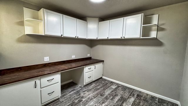 241 W Doris Dr, Kerrville, TX 78028