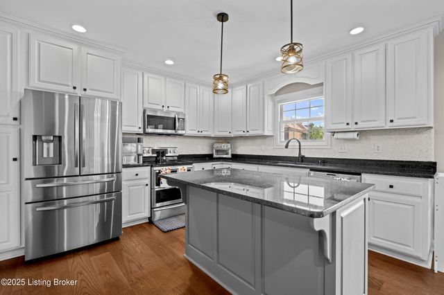 3502 Sasse Way, Louisville, KY 40245