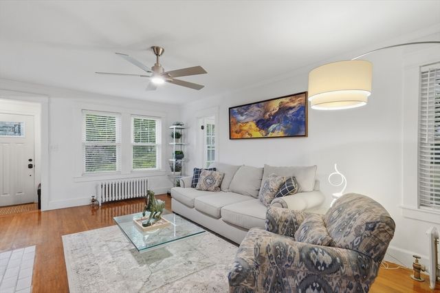 101 Pleasant St, Tewksbury, MA 01876