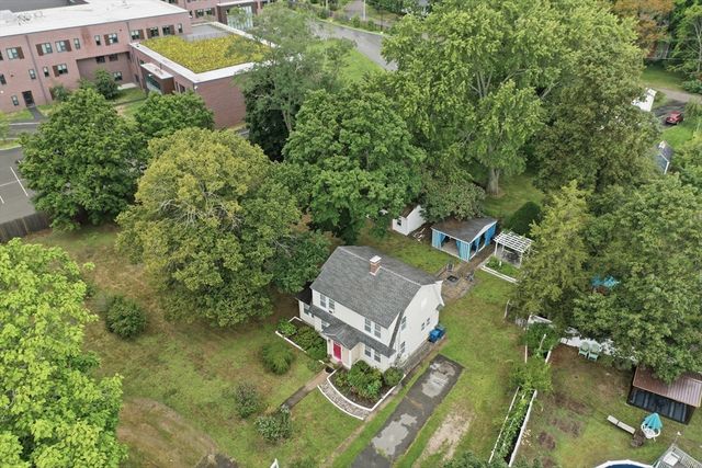 101 Pleasant St, Tewksbury, MA 01876