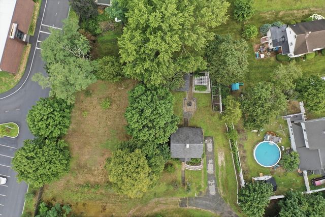 101 Pleasant St, Tewksbury, MA 01876