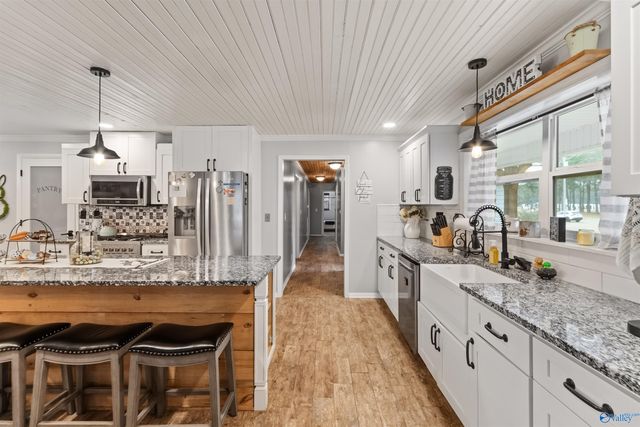 2792 E Rexford Street, Hokes Bluff, AL 35903