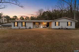 2792 E Rexford Street, Hokes Bluff, AL 35903