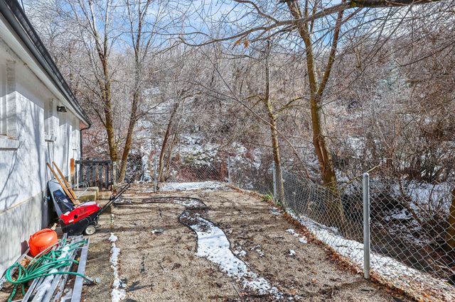 6724 E EMIGRATION CANYON RD, Emigration Canyon, UT 84108