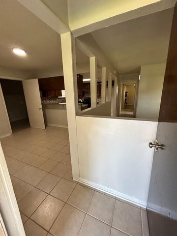 7223 Valmont Drive, Houston, TX 77016