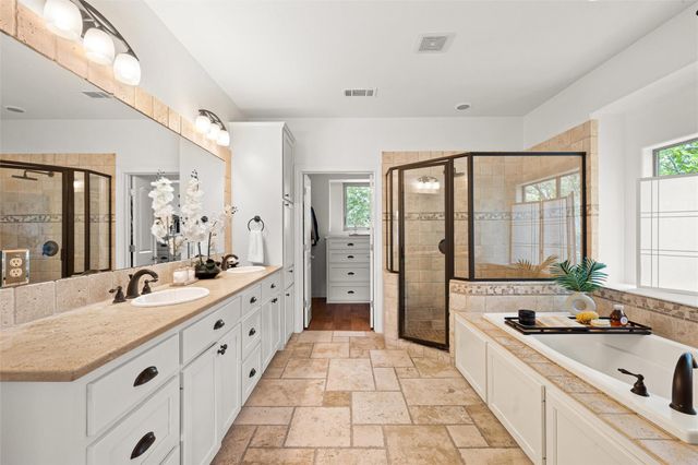 8540 Adirondack TRL 21, Austin, TX 78759