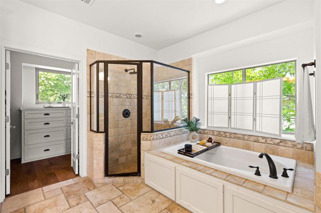 8540 Adirondack TRL 21, Austin, TX 78759