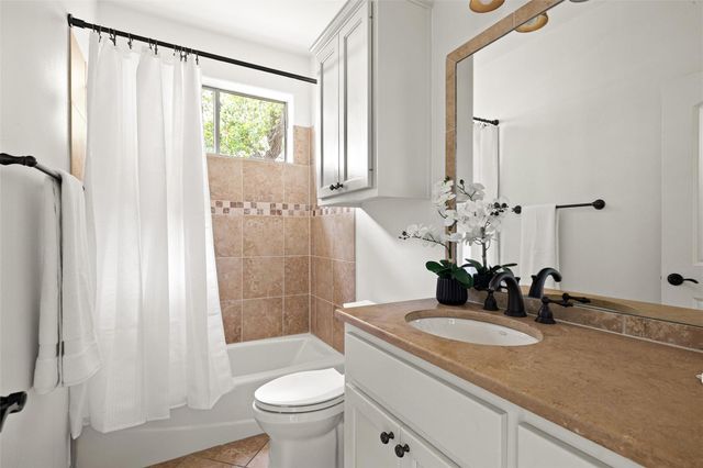 8540 Adirondack TRL 21, Austin, TX 78759