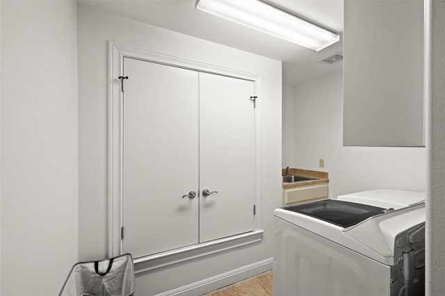 8540 Adirondack TRL 21, Austin, TX 78759