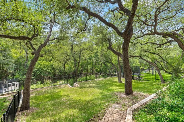 8540 Adirondack TRL 21, Austin, TX 78759