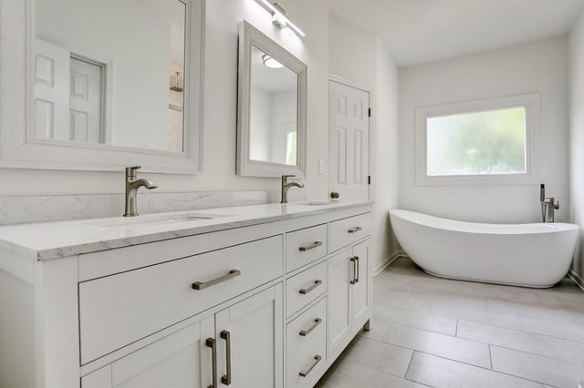 1039 AUTUMN OAKS CIR, Collierville, TN 38017