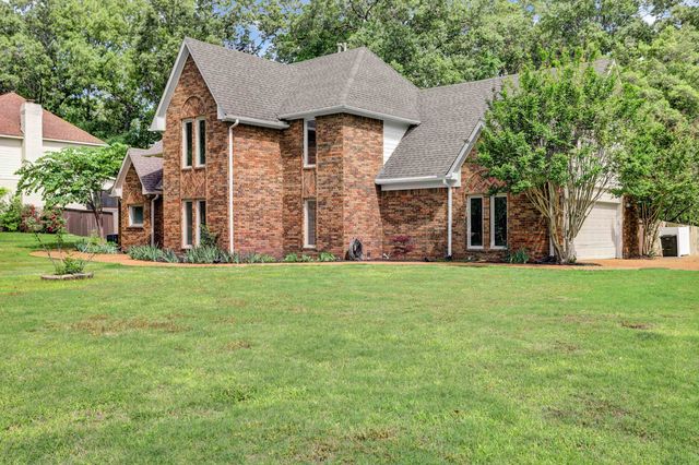 1039 AUTUMN OAKS CIR, Collierville, TN 38017