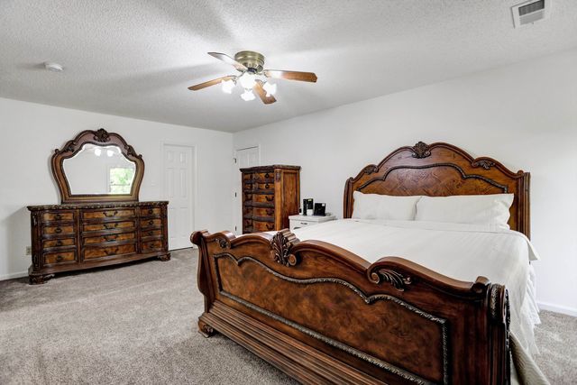 1039 AUTUMN OAKS CIR, Collierville, TN 38017